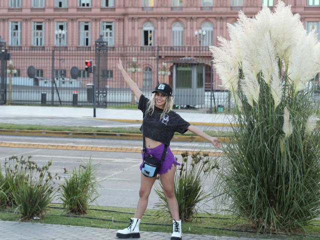 DelaMoons - Live porn &amp; sex cam - 18837158