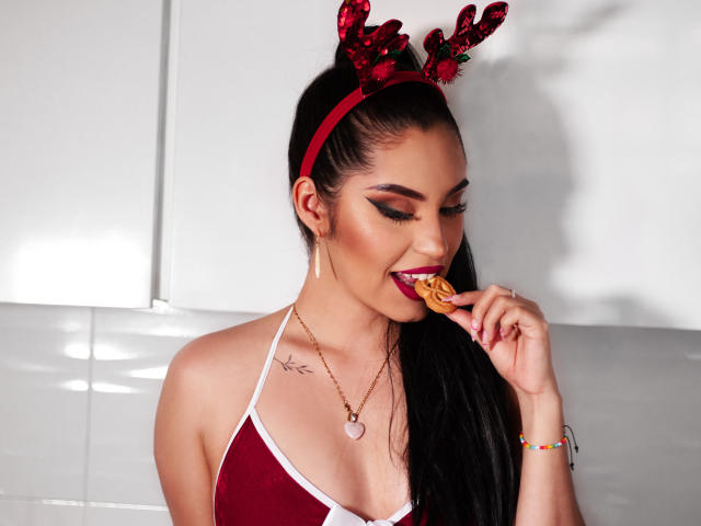 SeleneJames - Live sex cam - 18837526