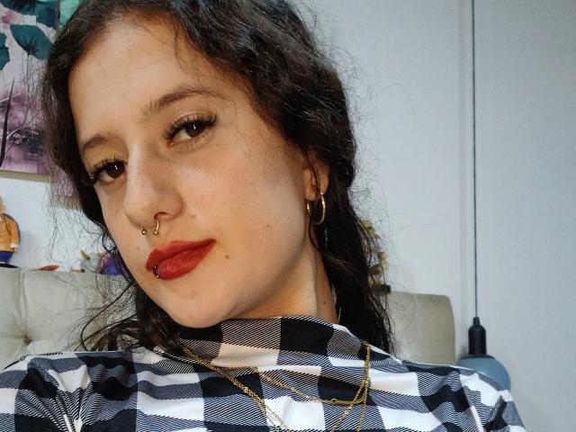 TammyDeluxe - сексуальная веб-камера в реальном времени - 18842178