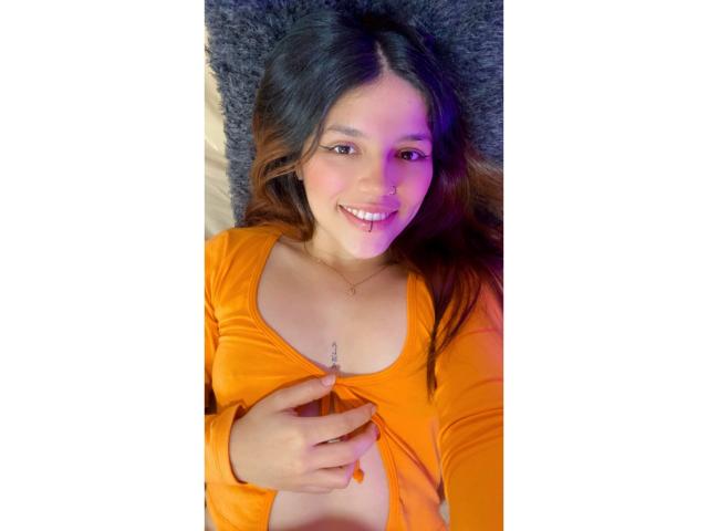SophiaMarx - Live porn &amp; sex cam - 18844654