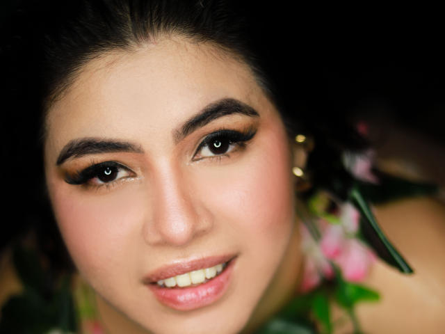 AnnikaRose - Live sex cam - 18845170