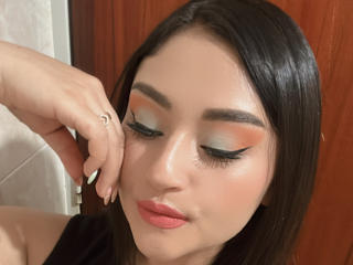AnnabellaAddams - Live Sex Cam - 18847730