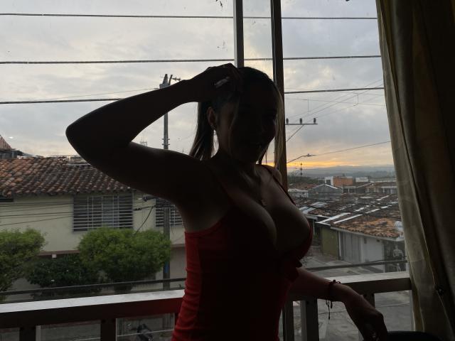 GabriellaFox - Live sex cam - 18848498