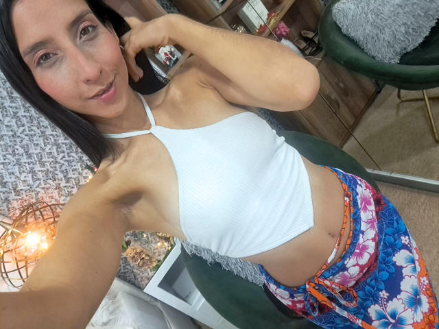 AbbySantoriny - Sexe cam en vivo - 18851526