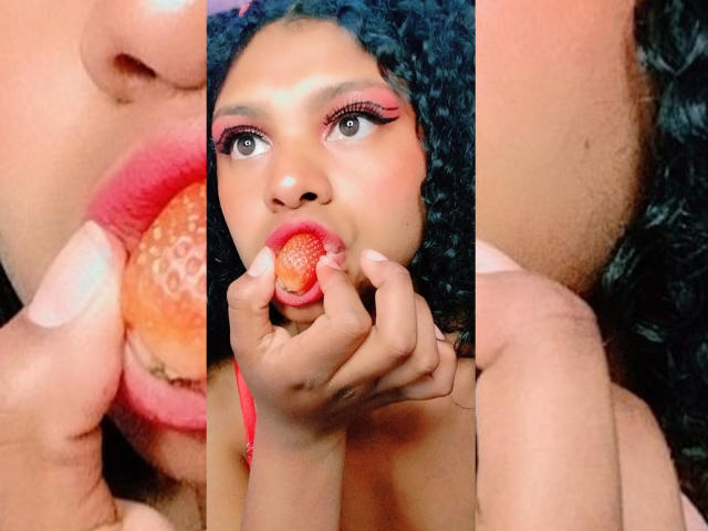 EmmaRiicco - Live porn &amp; sex cam - 18852910