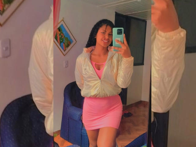 EmmaRiicco - сексуальная веб-камера в реальном времени - 18852982