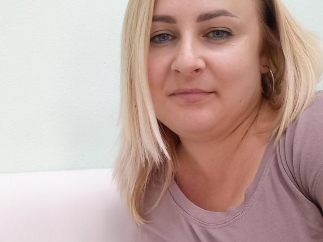 VenaBrigzhet - Live Sex Cam - 18853462