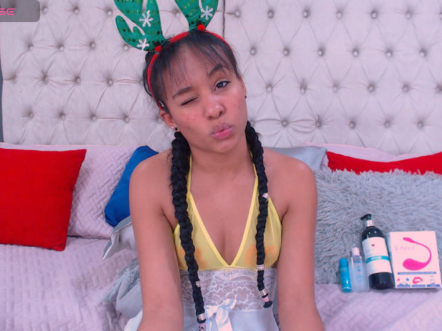 CynthiaJones - Live sex cam - 18860138