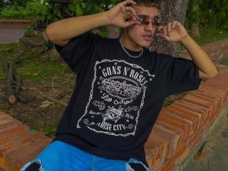 AlexKinter - Live porn &amp; sex cam - 18862274