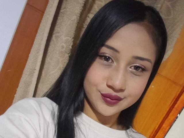 EmelieRoa - Live sexe cam - 18866782