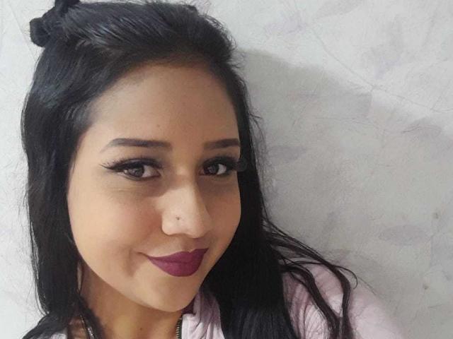 EmelieRoa - ライブポルノ&amp;セックスカム - 18866806