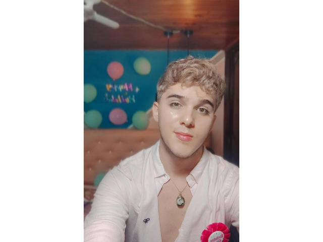 DamianKlart - сексуальная веб-камера в реальном времени - 18867890