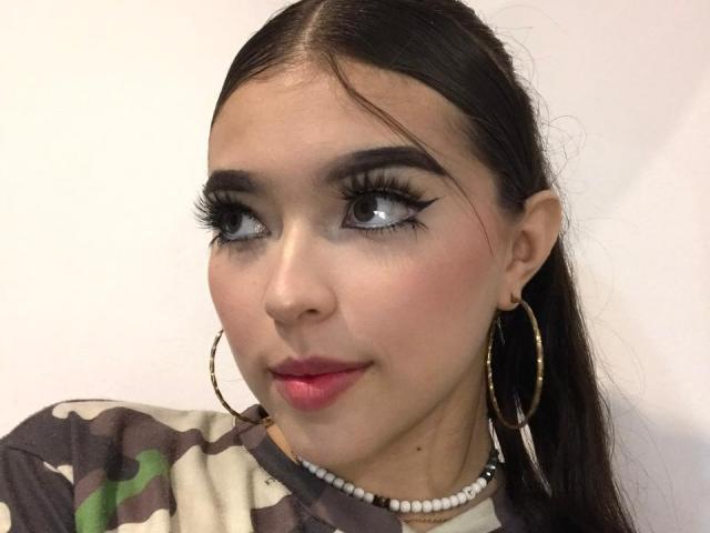 VioletteStand - ライブポルノ&amp;セックスカム - 18868266