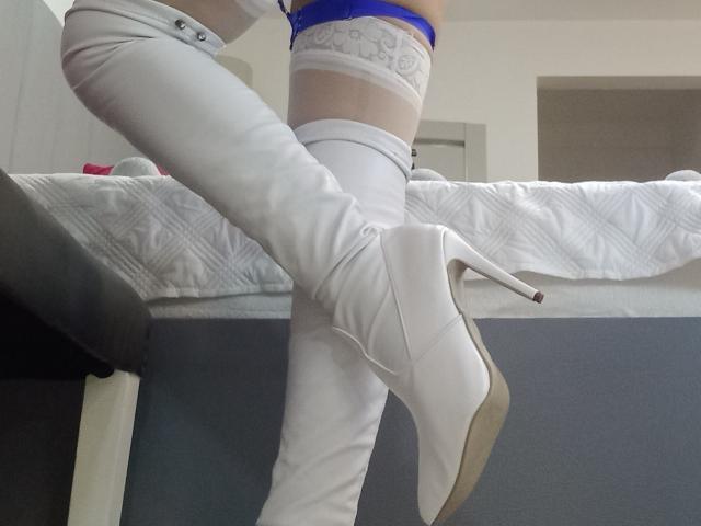 JuliaRobinson - Sexe cam en vivo - 18868998