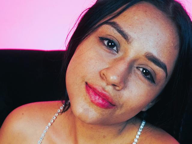 SalomeLennon - Live porn &amp; sex cam - 18871302