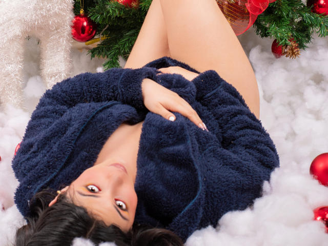 QueenVaness - Live porn &amp; sex cam - 18872970