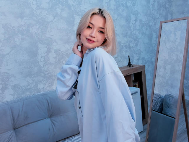 LinaSunFlower - Live porn &amp; sex cam - 18873366