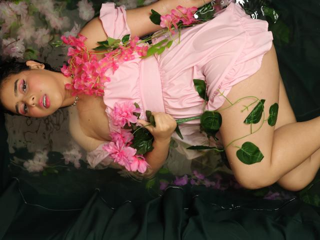 AprilKeith - Porno na żywo i seks kamera - 18874742