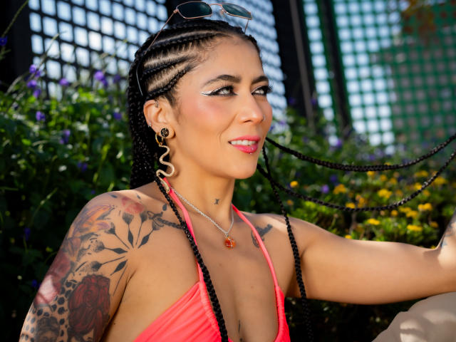 AmberLi - сексуальная веб-камера в реальном времени - 18878342