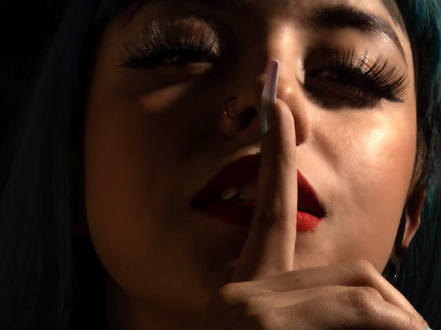 MeliShield - Live porn &amp; sex cam - 18880978