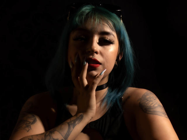 MeliShield - Live porn &amp; sex cam - 18880994