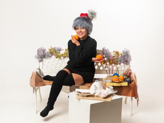 HollyIncredible - Live porn &amp; sex cam - 18883950