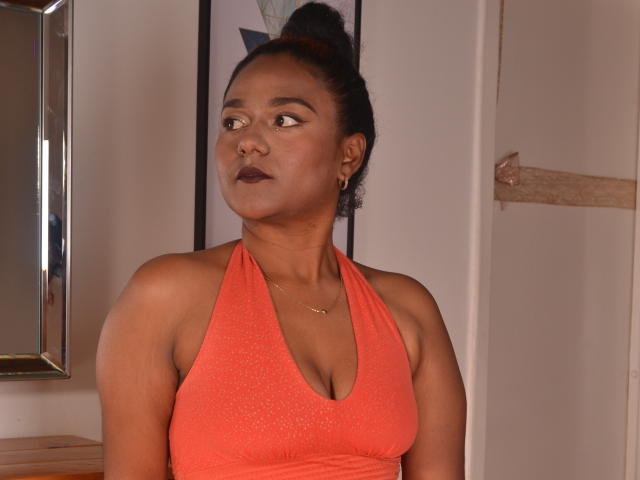 GabbiBlack - Live porn &amp; sex cam - 18884494