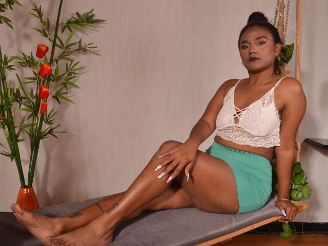 GabbiBlack - Live porn &amp; sex cam - 18884578