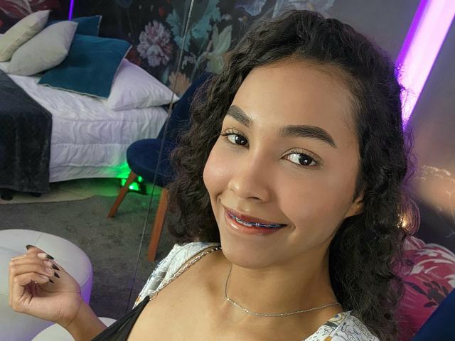 DaniEvans - Live porno og sexkamera - 18886266