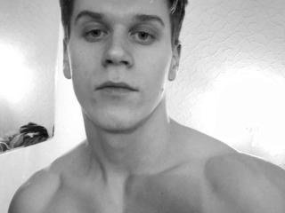 GloryGreg - Live sex cam - 18886294