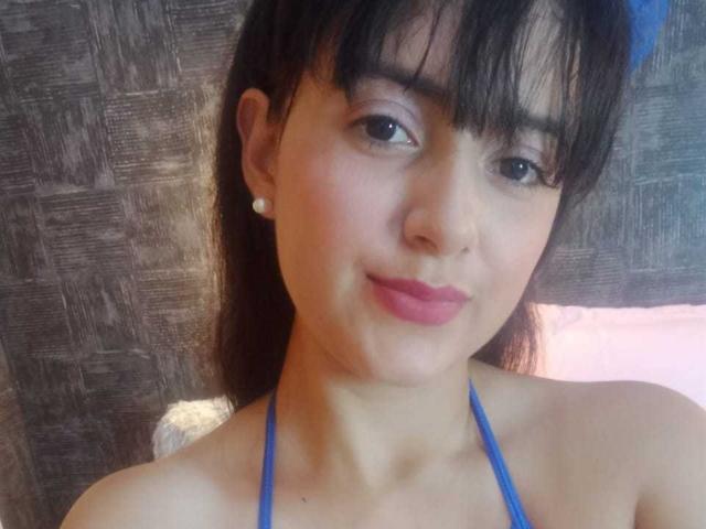 LanaLorens - Live sex cam - 18887350