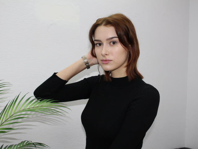 AmandaLand - Live porn &amp; sex cam - 18889050