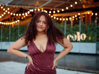 EmmaCambell - Live sex cam - 18893010