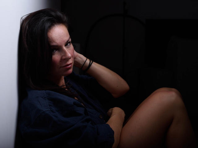 HelenDesire - Live sex cam - 18894446