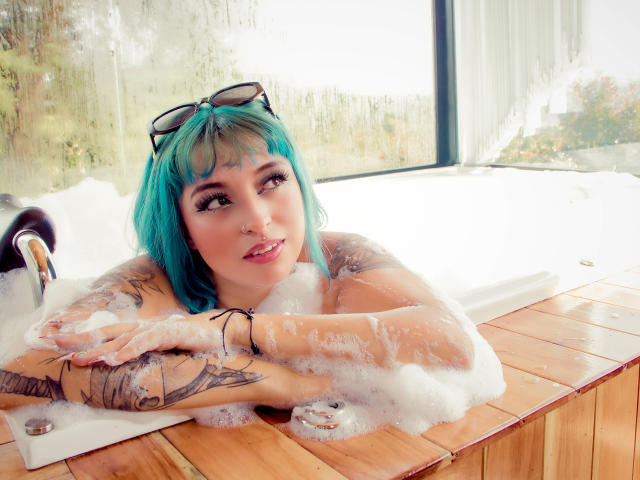 MeliShield - Live porn &amp; sex cam - 18895250