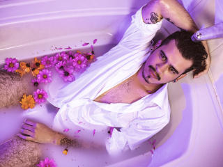 SalvattoreCos - Sexe cam en vivo - 18899014