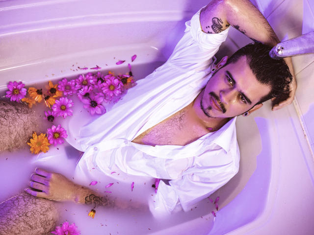 SalvattoreCos - Sexe cam en vivo - 18899014