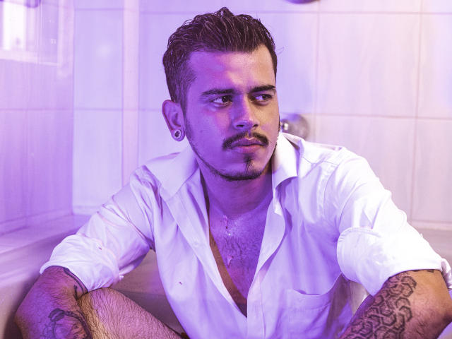 SalvattoreCos - Live porn &amp; sex cam - 18899046