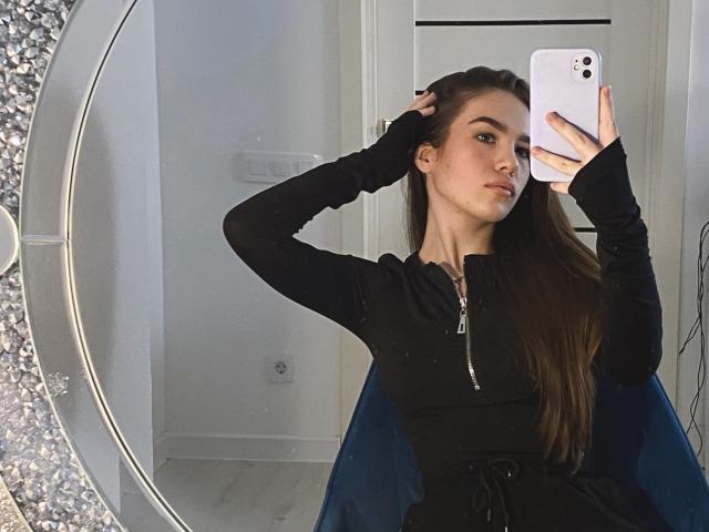 LucianaL - Sexe cam en vivo - 18899774