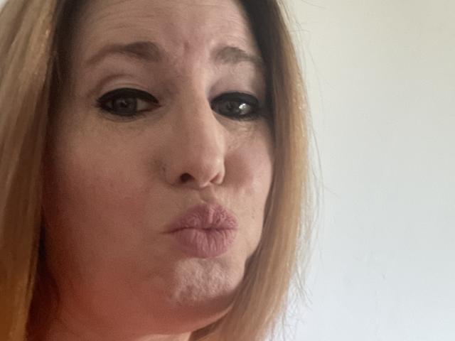 MrsNoura - Live porn &amp; sex cam - 18902058