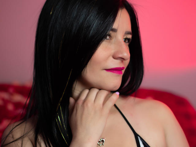 SophiaCruz - Live porn &amp; sex cam - 18903814