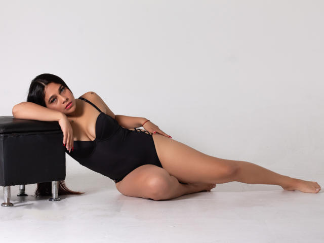 AlexaSantorin - Live porn &amp; sex cam - 18904306