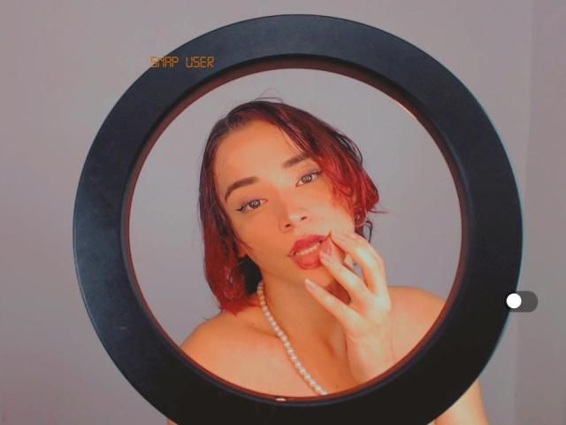 PrettyLoveI - Sexe cam en vivo - 18910234