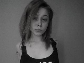 NikkiBlues - Sexe cam en vivo - 18913554