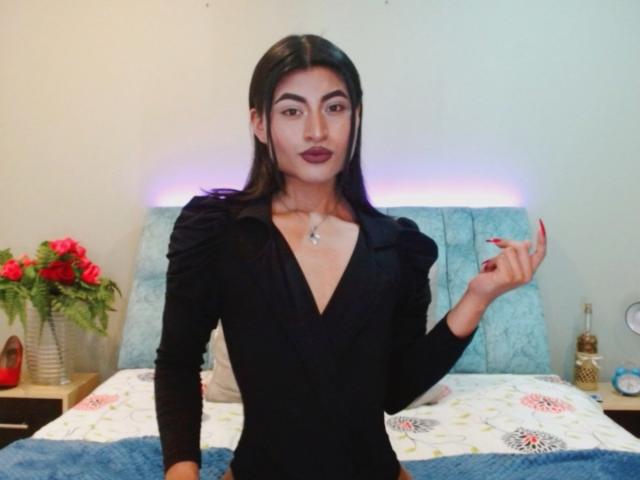 EllecttraAbance - Live Sex Cam - 18915854