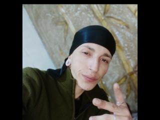 DannyXHotX - Live porn &amp; sex cam - 18918558