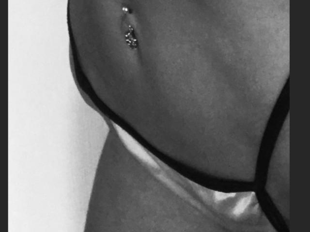 Julaiya - Live porno og sexkamera - 18919814