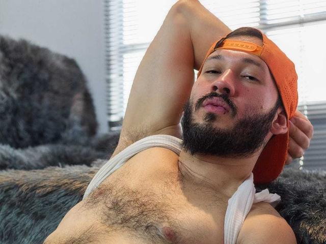 AdamCostins - Live porn &amp; sex cam - 18926394