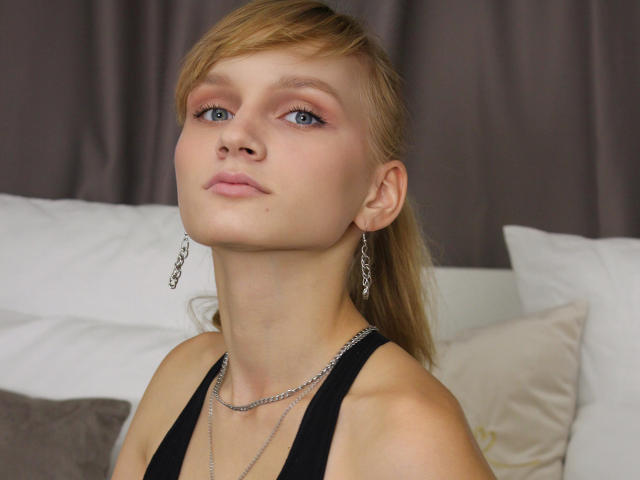 HelenaBlake - Sexe cam en vivo - 18932194