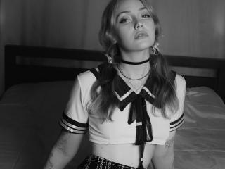 CaseyRendel - Live sex cam - 18932746